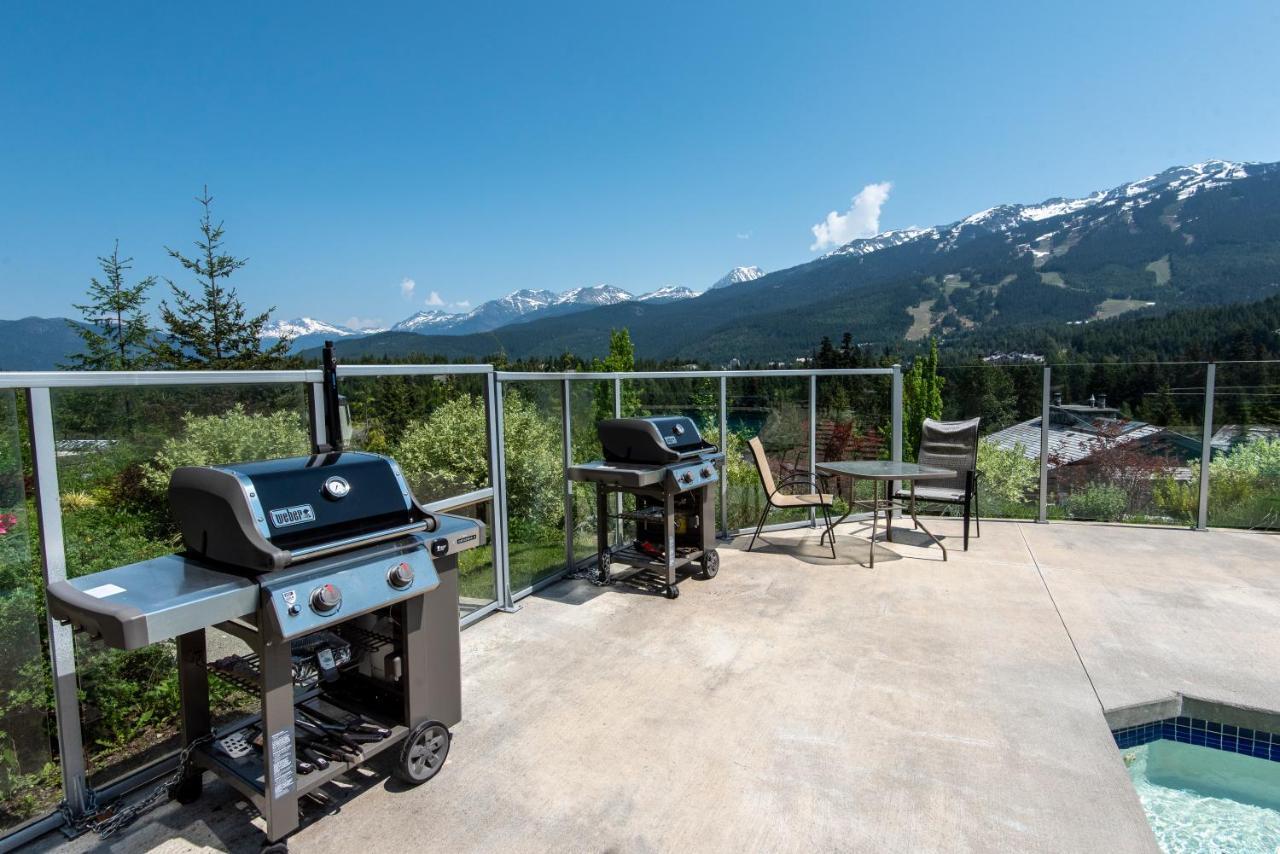 The Ironwood On Blueberry Hill Apartment Whistler Exterior photo