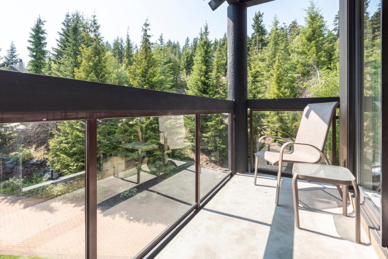 The Ironwood On Blueberry Hill Apartment Whistler Exterior photo